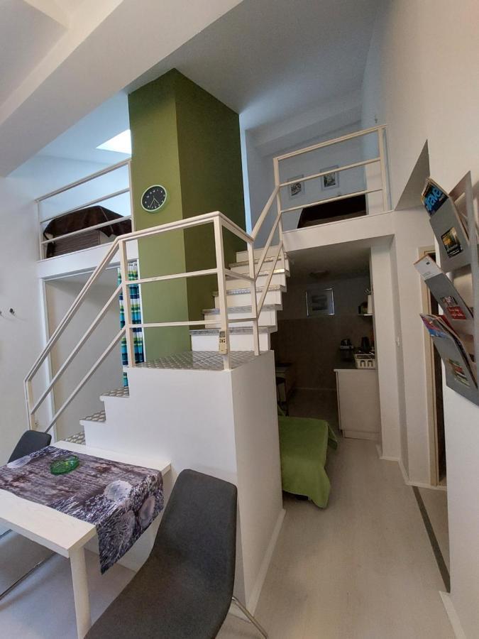 Sweet Apartments Or Rooms Nis Bagian luar foto