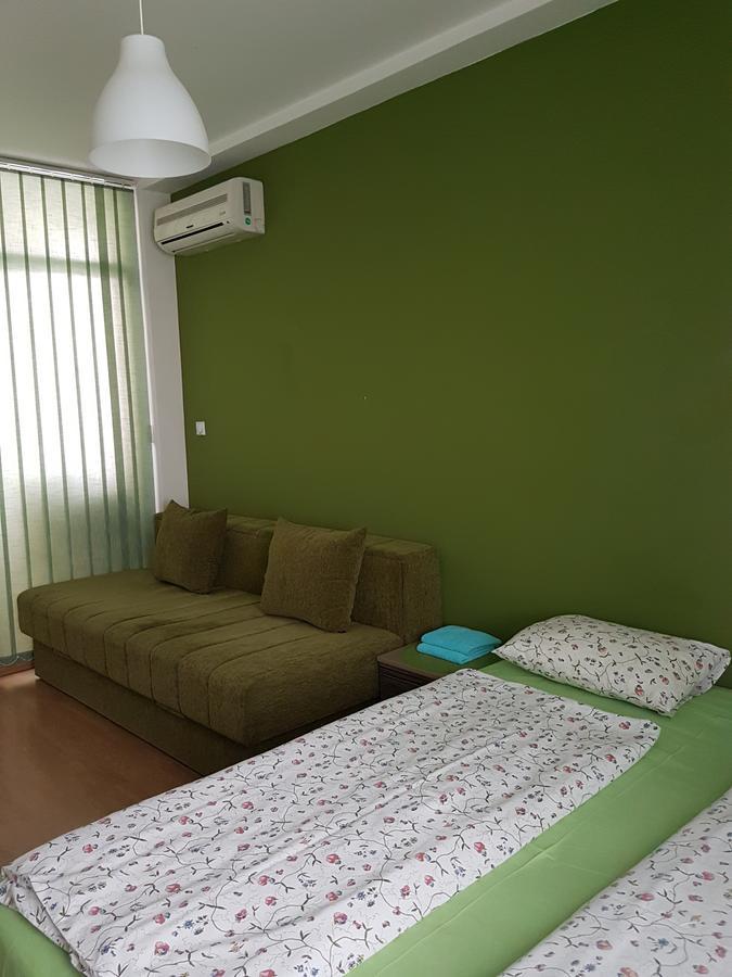 Sweet Apartments Or Rooms Nis Bagian luar foto