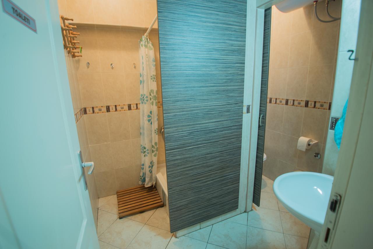 Sweet Apartments Or Rooms Nis Bagian luar foto