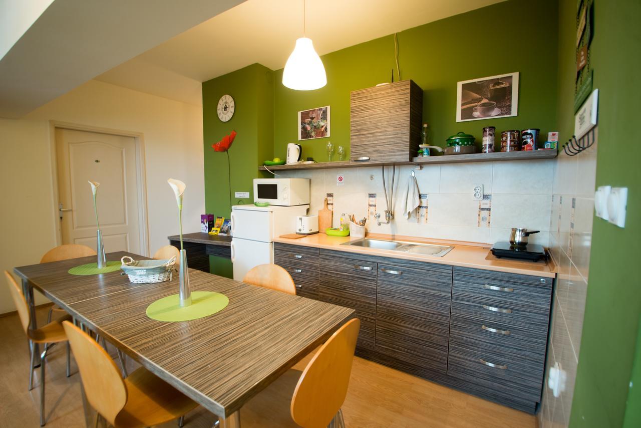Sweet Apartments Or Rooms Nis Bagian luar foto