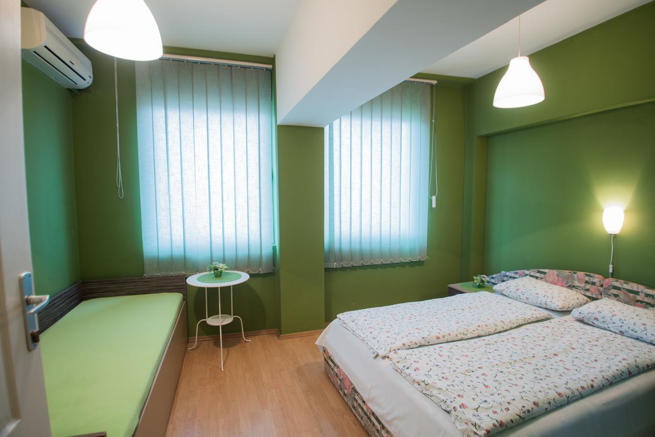 Sweet Apartments Or Rooms Nis Bagian luar foto